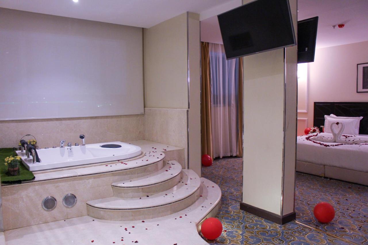 Rollins Hotel Buraidah Ngoại thất bức ảnh