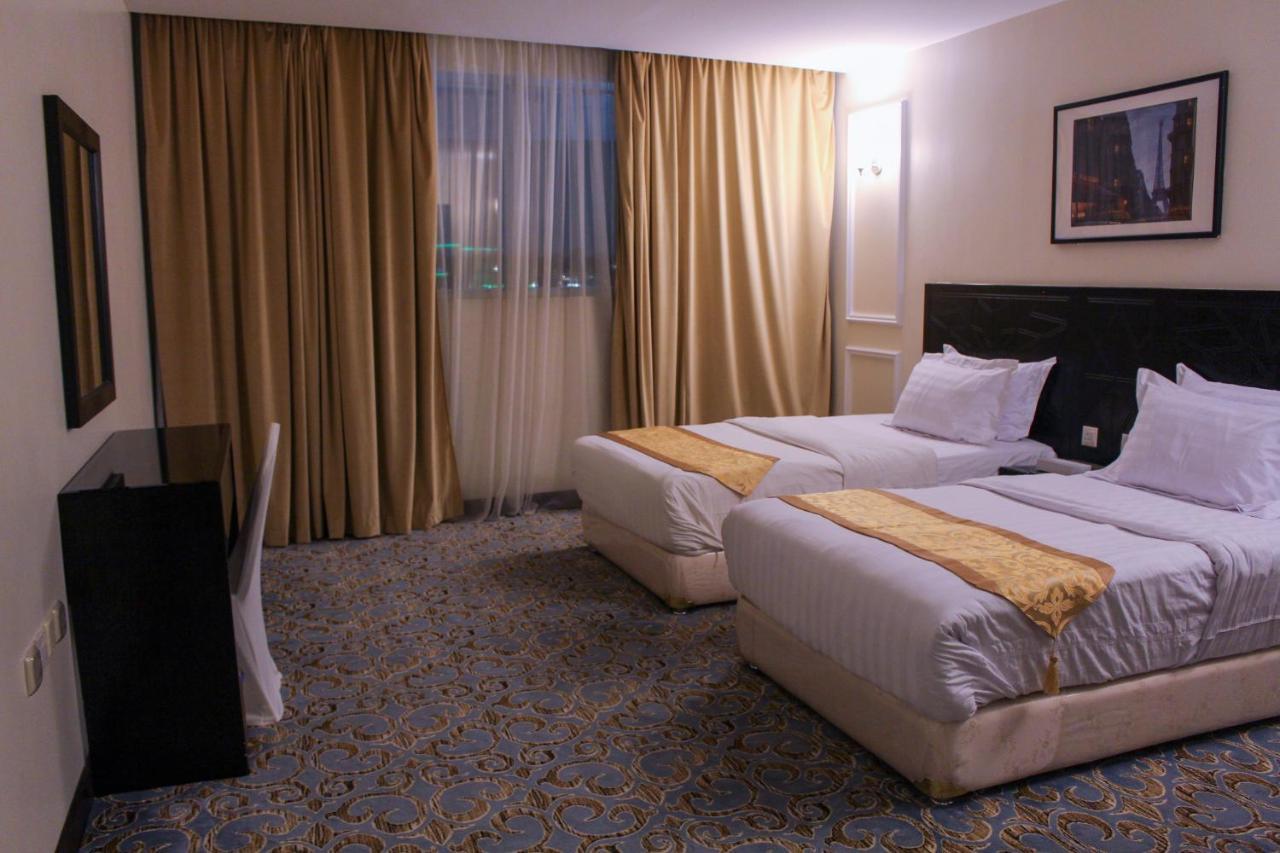 Rollins Hotel Buraidah Ngoại thất bức ảnh