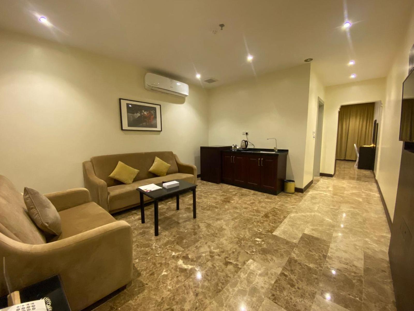 Rollins Hotel Buraidah Ngoại thất bức ảnh